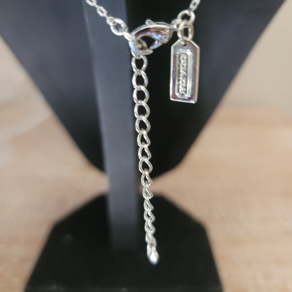 COACH-Flower Medallion Necklace with Rhinestones (Brand New)(Gift box included) - Picture 5 of 13